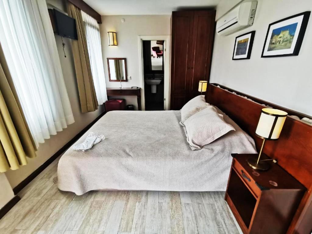 Mitos Hotel Бозджаада Екстериор снимка